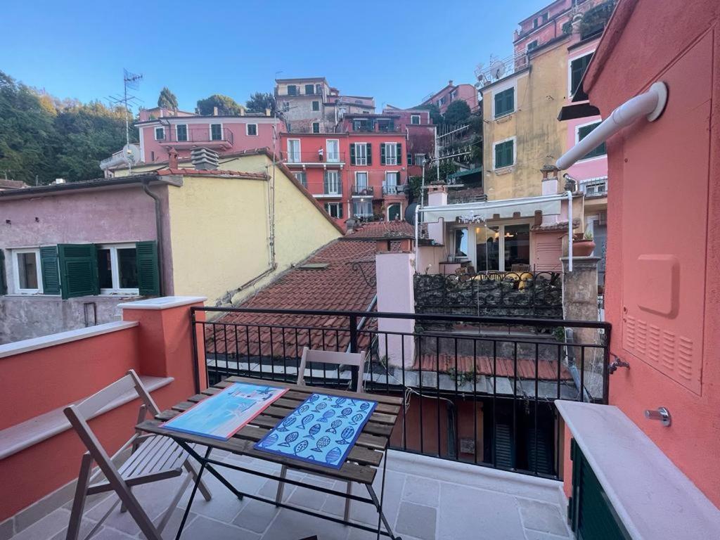 Suite Ventidue - Fronte Mare Lerici Eksteriør bilde