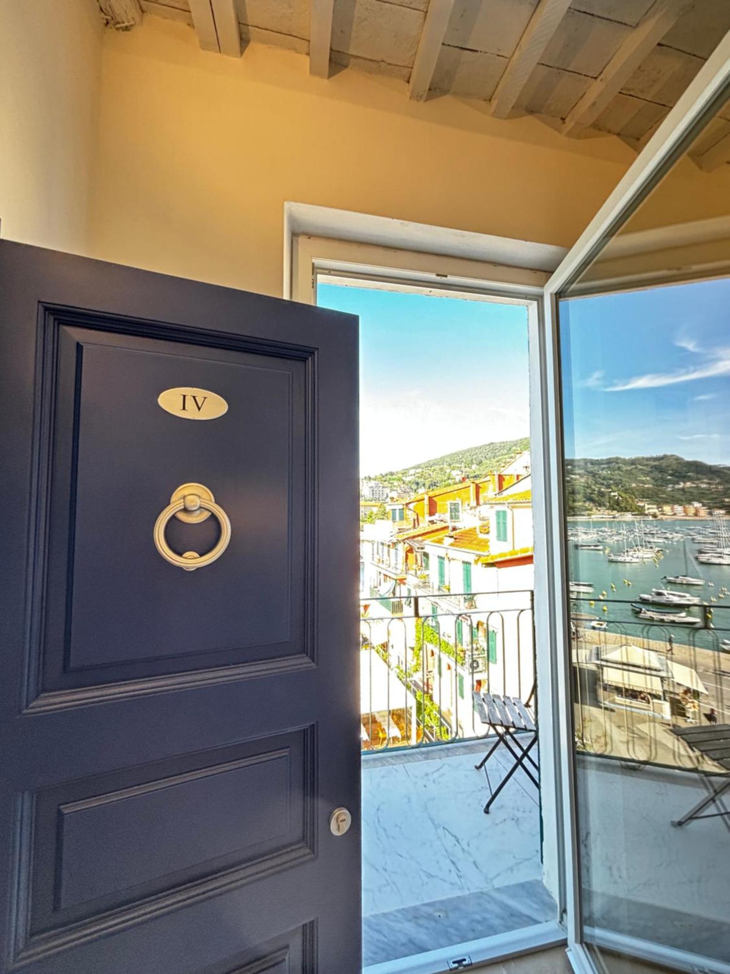 Suite Ventidue - Fronte Mare Lerici Eksteriør bilde